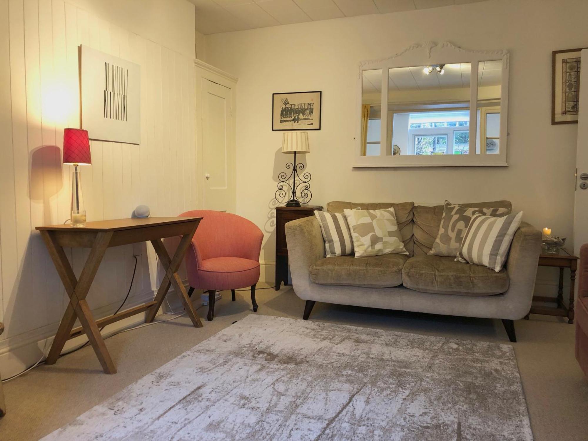 Spacious Comfortable Flat With Free Parking In East Finchley, Muswell Hill & Close To Alexandra Palace ลอนดอน ภายนอก รูปภาพ